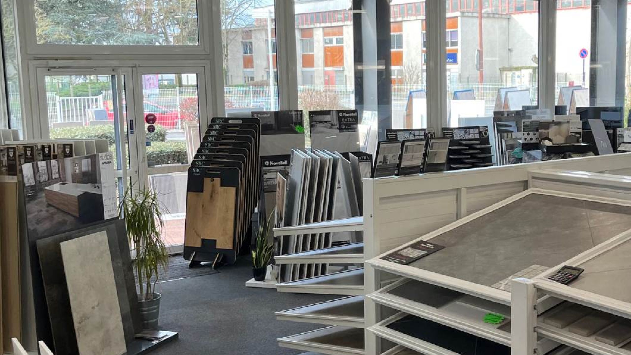 Le Showroom France Carrelages Diffusion